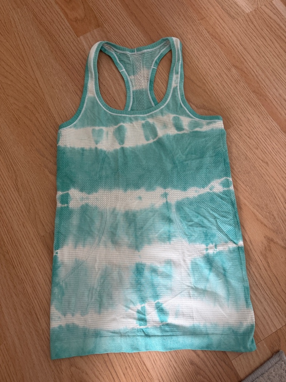 Lululemon Teal and White Tie-Dye Racerback Tank